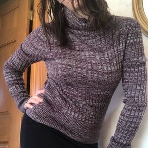 💛PRICE DROP💛Turtleneck Sweater